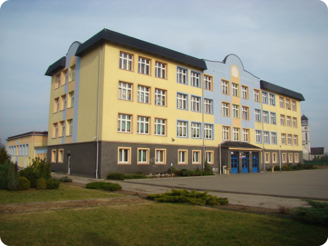 Budynek Szkoły Podstawowej nr 2 w Kostrzynie nad Odrą